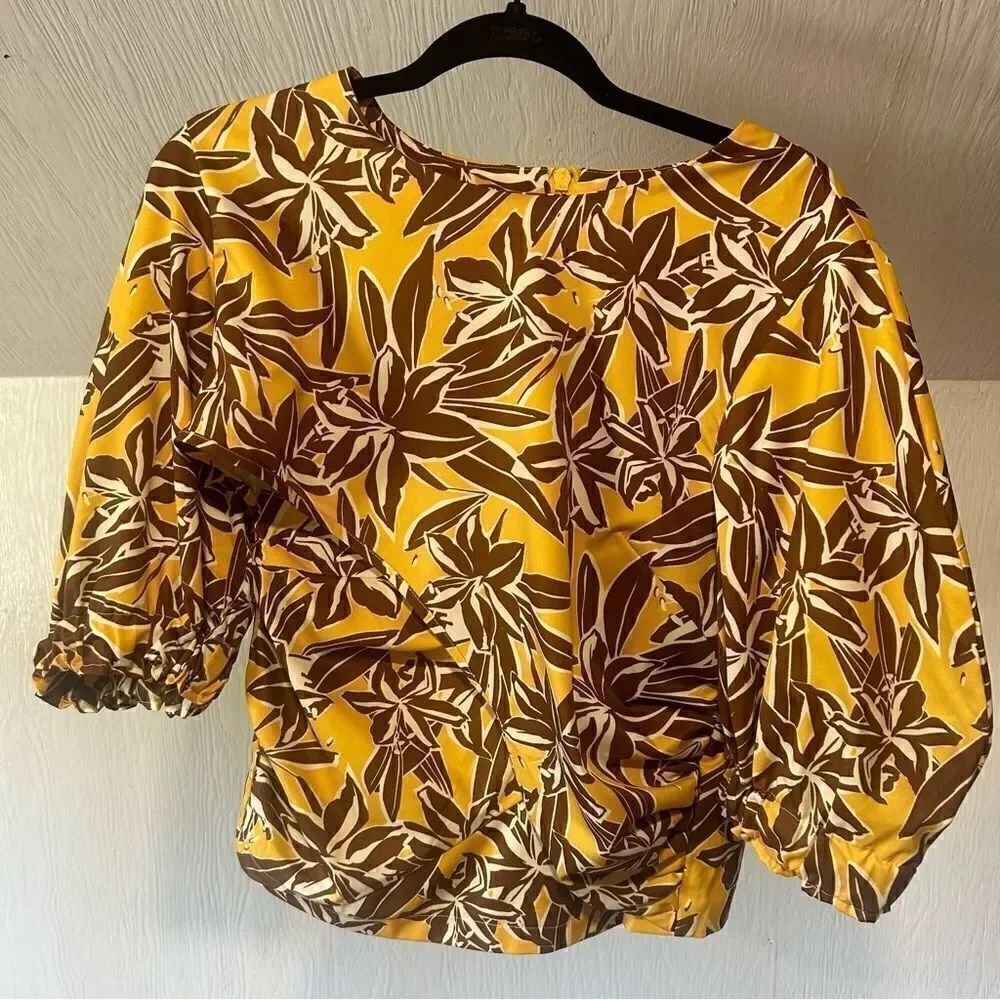 I.Madeline Yellow Floral Print Nursing Top, Breastfeeding Shirt, Size Large